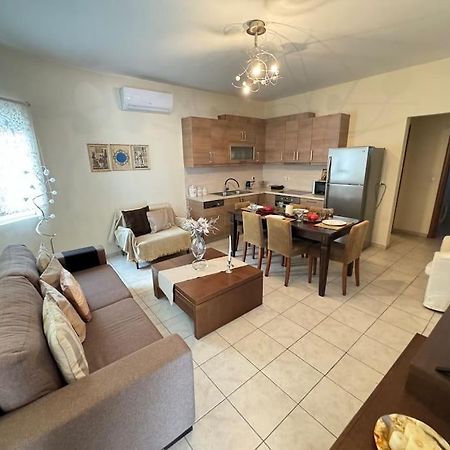 Sofias House Daire Tríkala Dış mekan fotoğraf