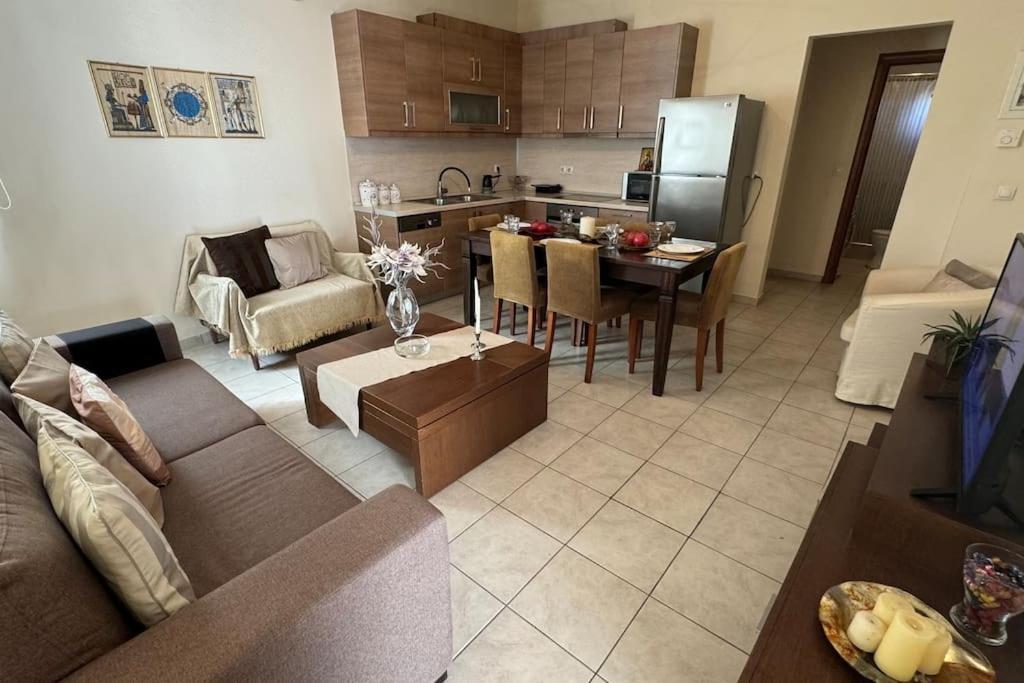 Sofias House Daire Tríkala Dış mekan fotoğraf