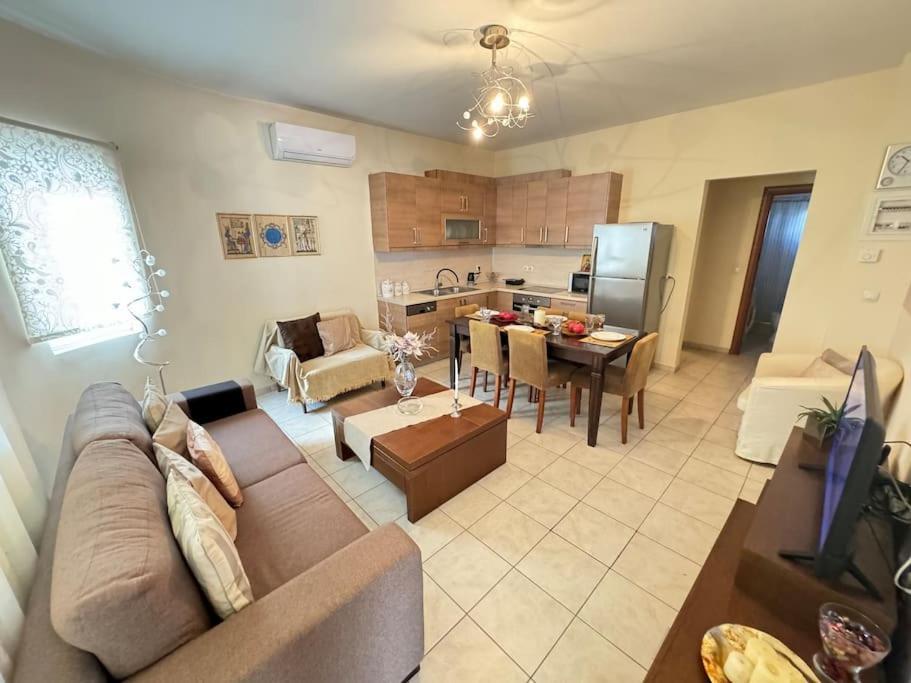 Sofias House Daire Tríkala Dış mekan fotoğraf